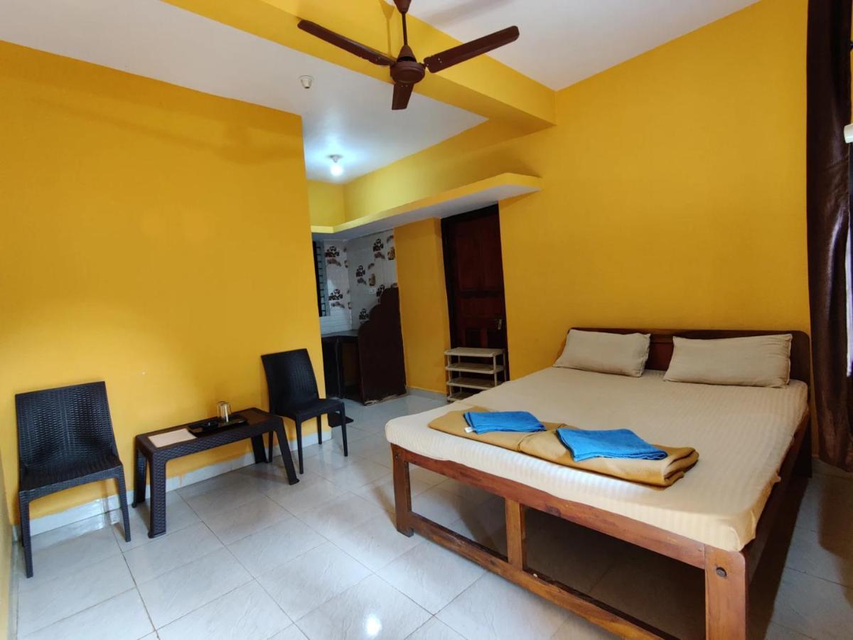 The Boss House Hotel Arambol Bagian luar foto