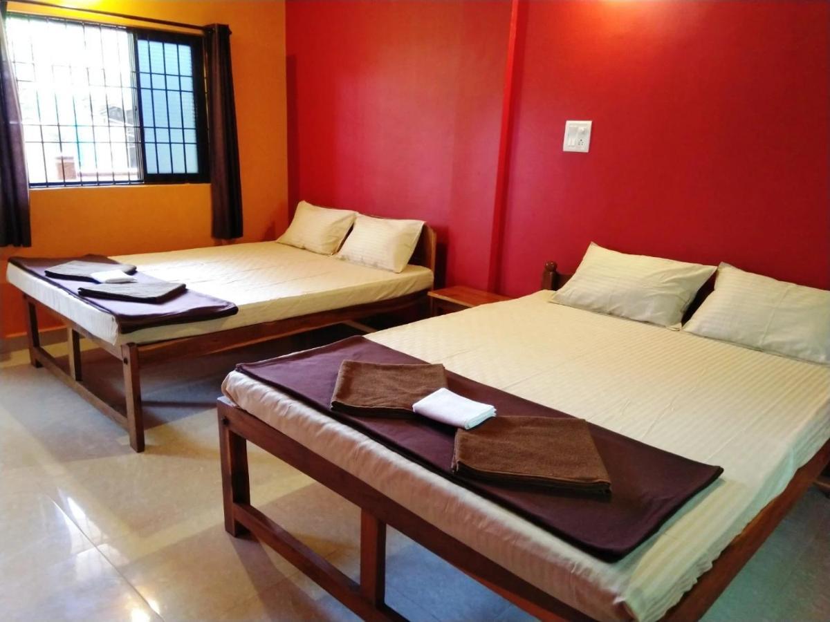 The Boss House Hotel Arambol Bagian luar foto